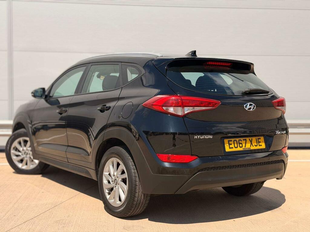 Hyundai Tucson Se Black #6