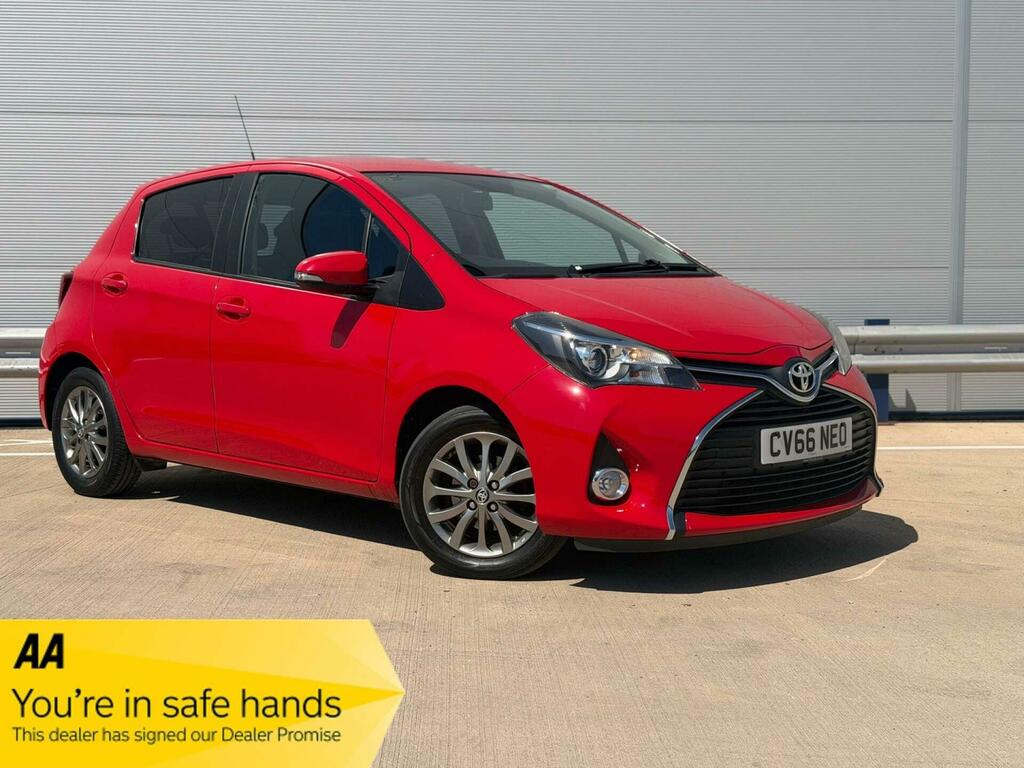 Toyota Yaris Icon Red