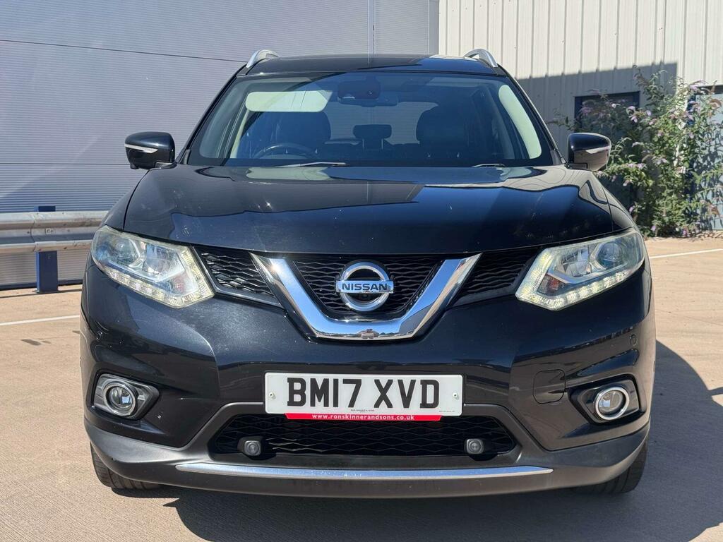 Nissan X-Trail Tekna Black #2