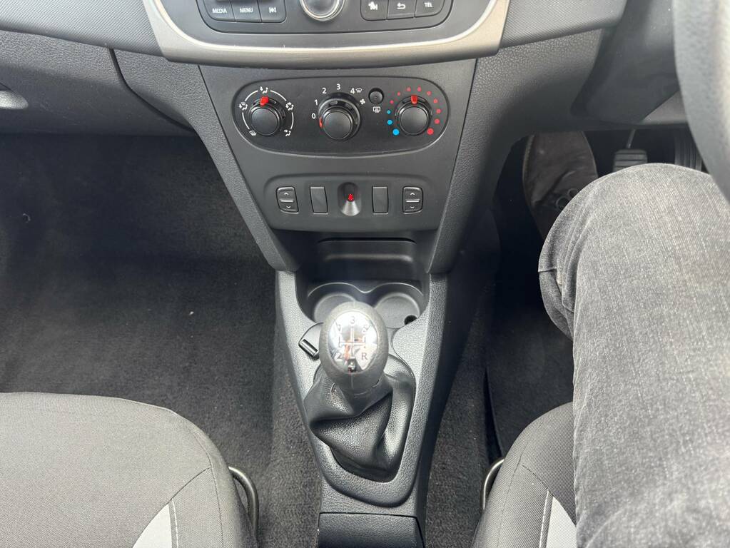 Dacia Sandero Stepway Stepway 1.5 Dci Ambiance Ulez Free Fsh 0 Tax White #11
