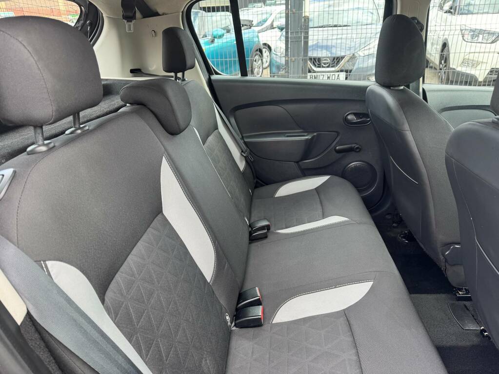 Dacia Sandero Stepway Stepway 1.5 Dci Ambiance Ulez Free Fsh 0 Tax White #9