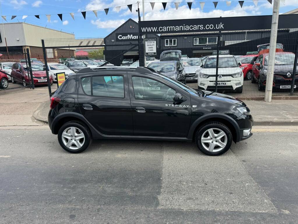Dacia Sandero Stepway 1.5 Dci Ambiance Black #2
