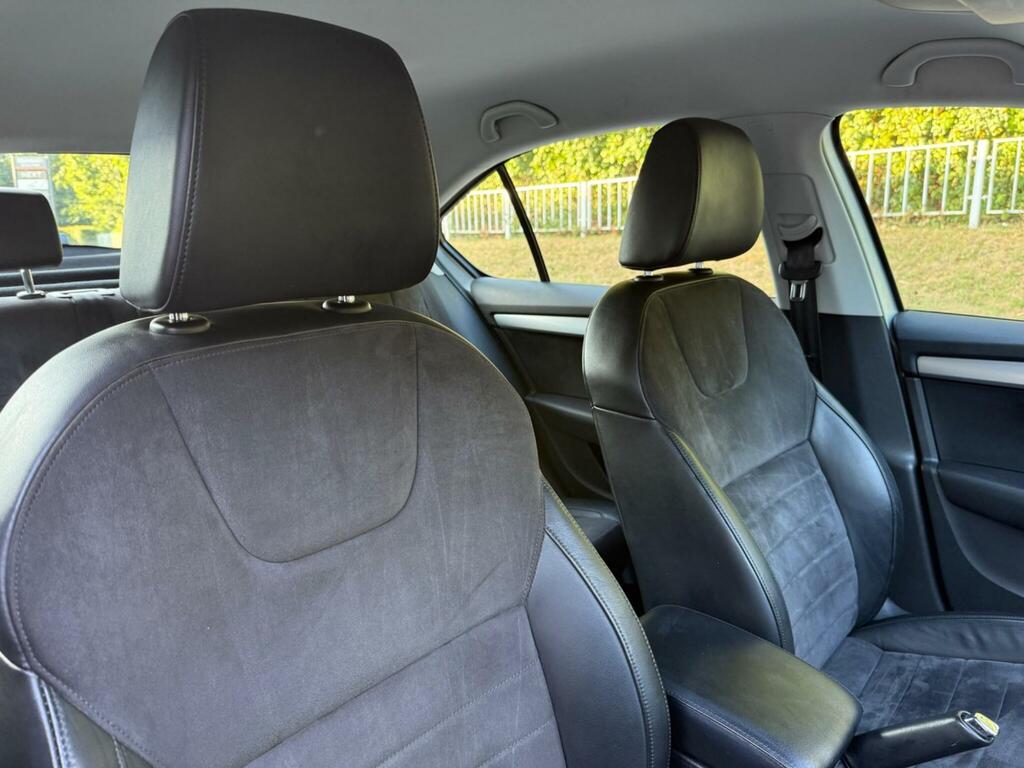 Skoda Octavia 1.6 Tdi Se Euro 5 Ss Black #72