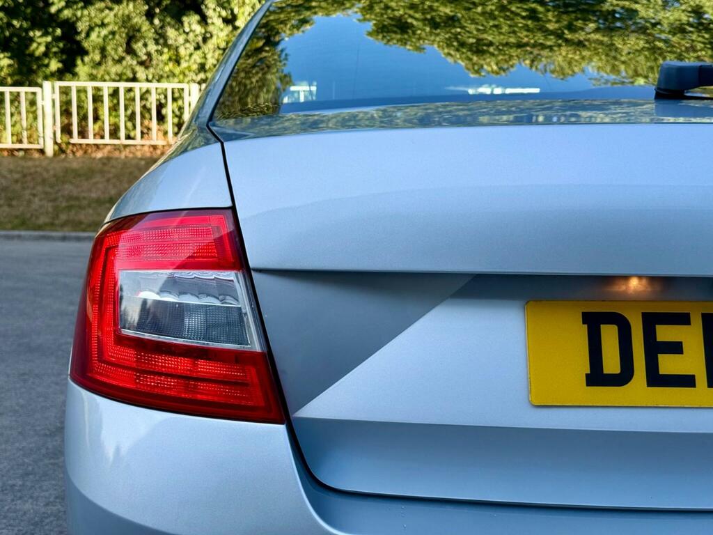 Skoda Octavia 1.6 Tdi Se Euro 5 Ss Black #21