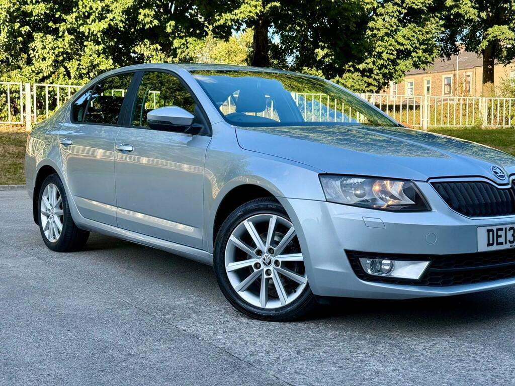 Skoda Octavia 1.6 Tdi Se Euro 5 Ss Black #7