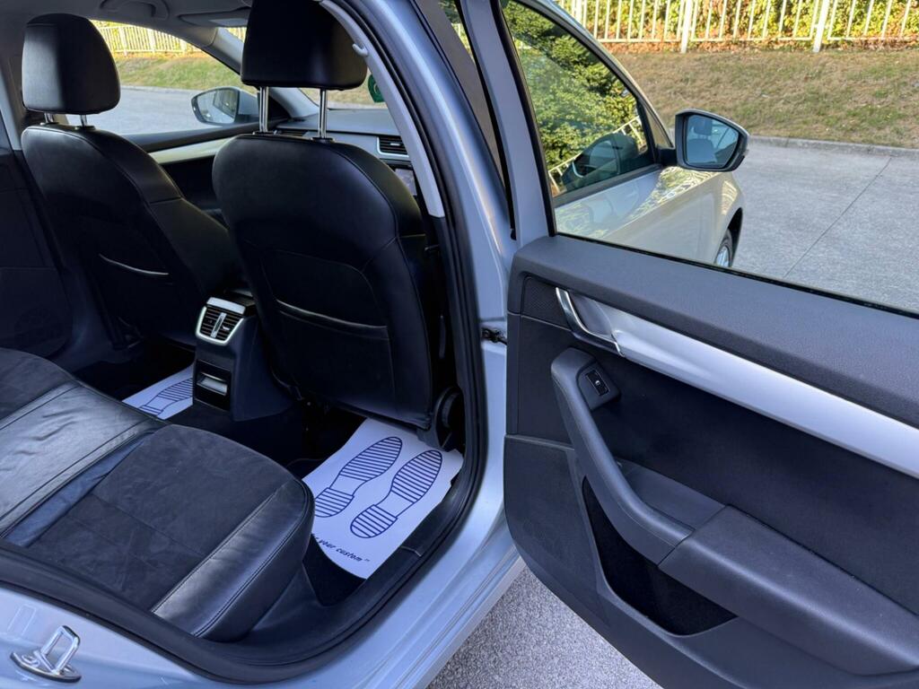 Skoda Octavia 1.6 Tdi Se Euro 5 Ss Black #67