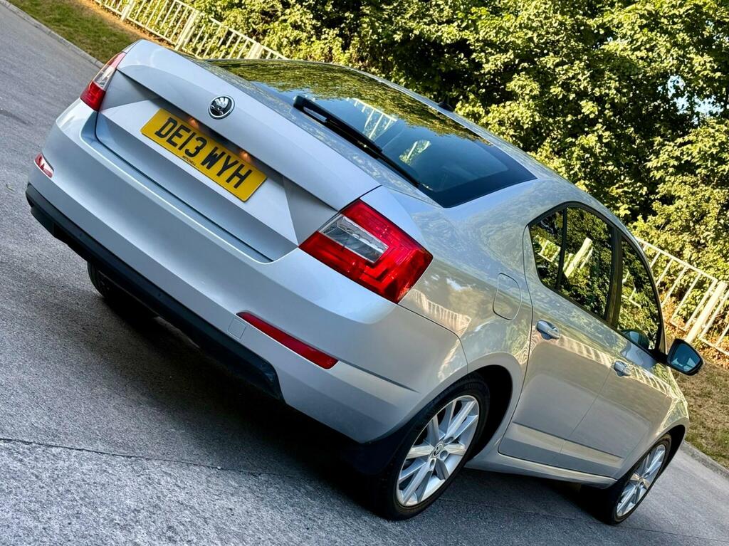 Skoda Octavia 1.6 Tdi Se Euro 5 Ss Black #20