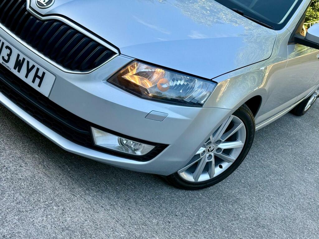 Skoda Octavia 1.6 Tdi Se Euro 5 Ss Black #12