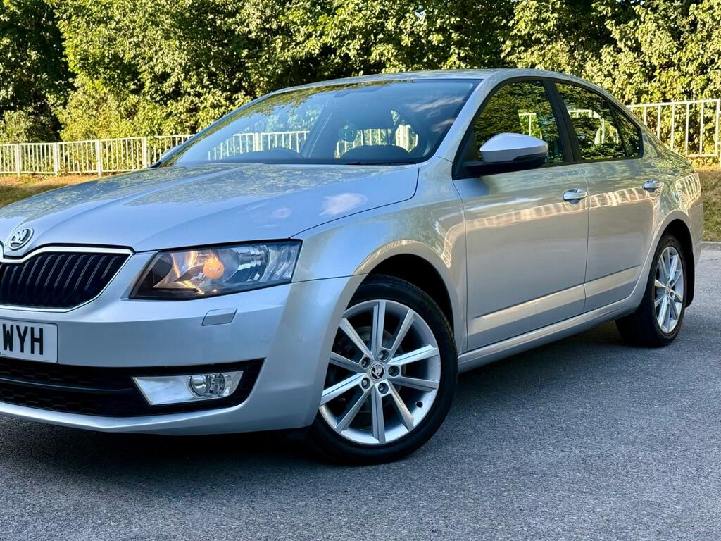 Skoda Octavia 1.6 Tdi Se Euro 5 Ss Black #8