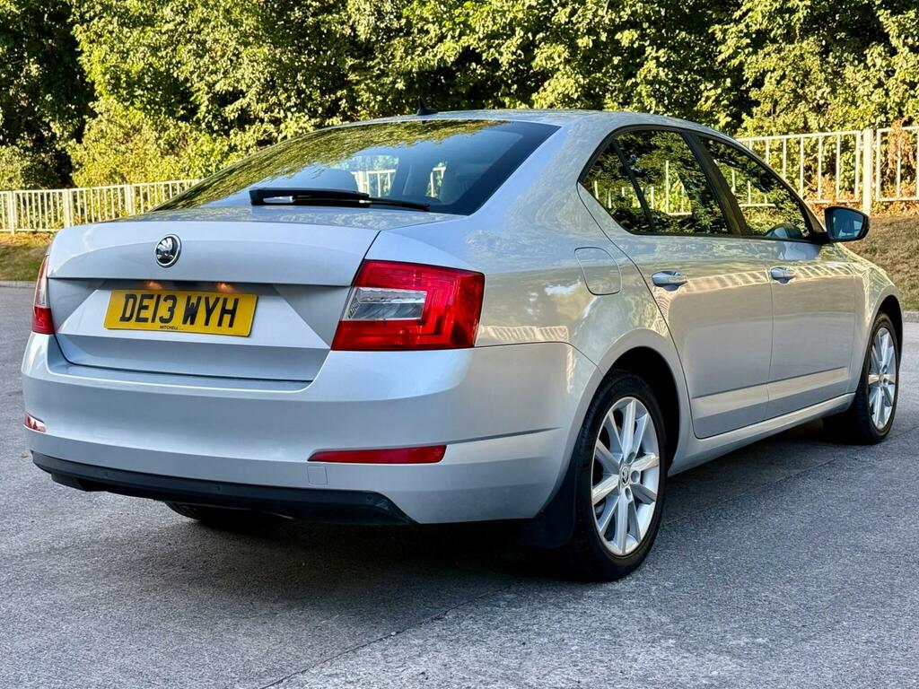 Skoda Octavia 1.6 Tdi Se Euro 5 Ss Black #13
