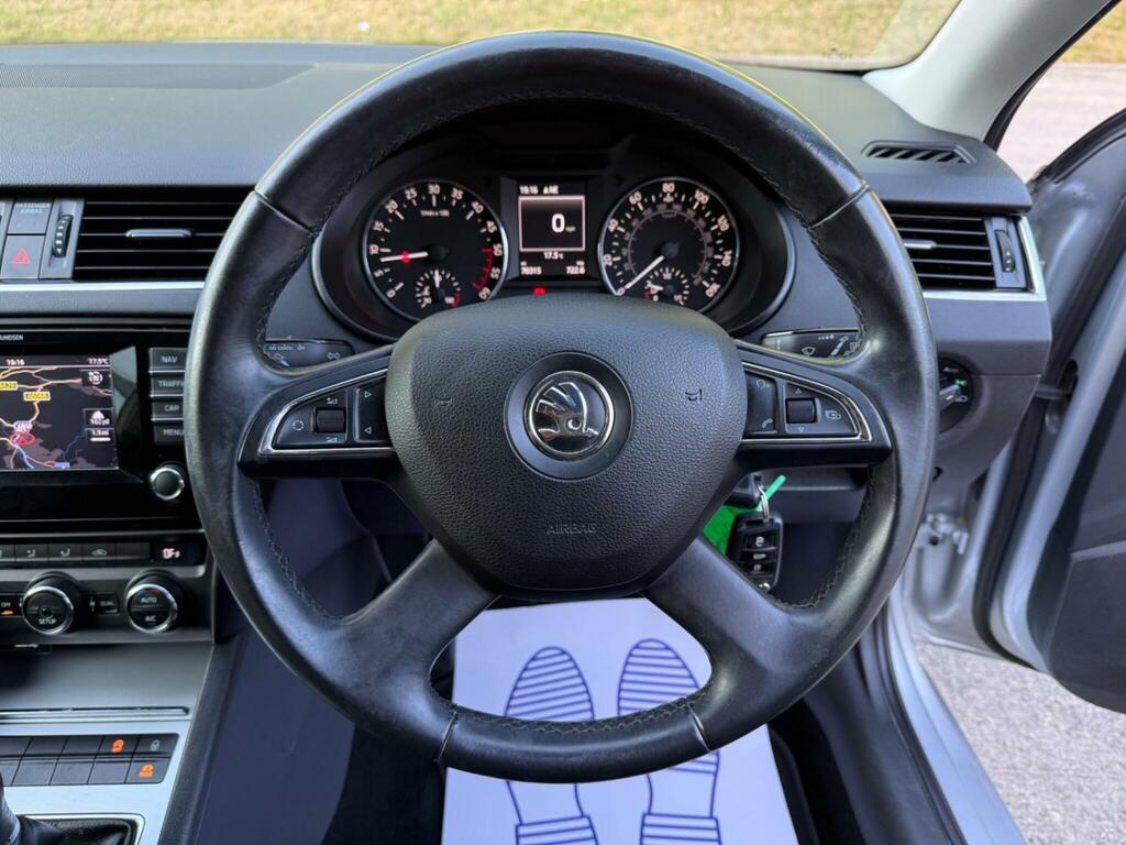 Skoda Octavia 1.6 Tdi Se Euro 5 Ss Black #53