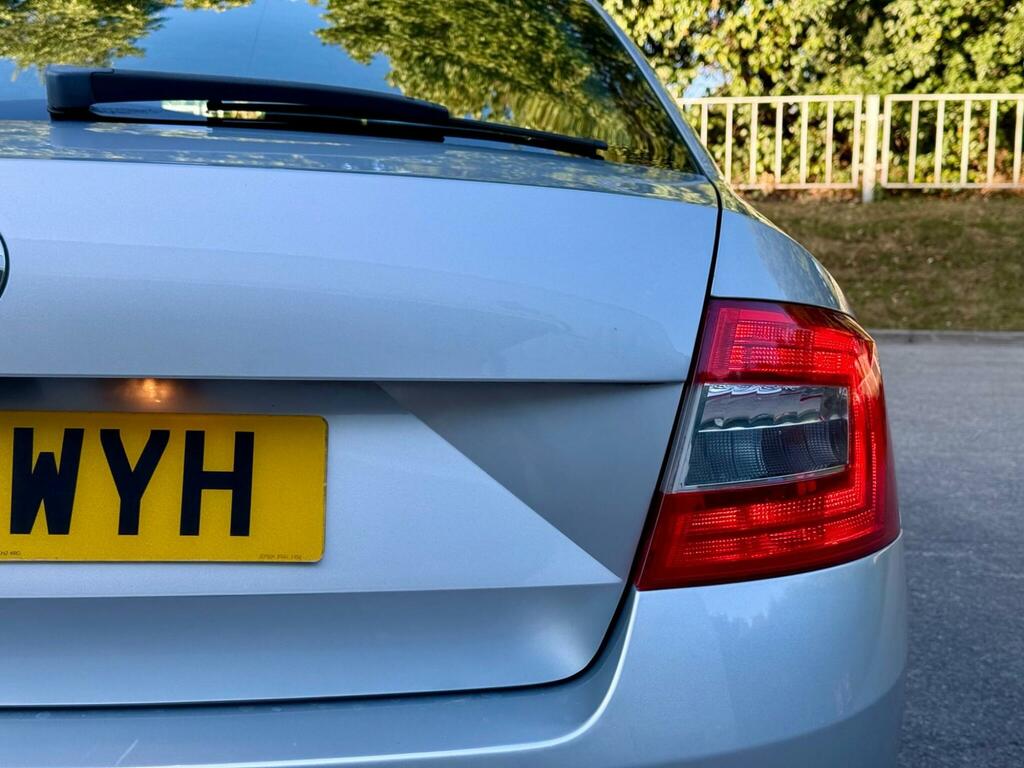 Skoda Octavia 1.6 Tdi Se Euro 5 Ss Black #22