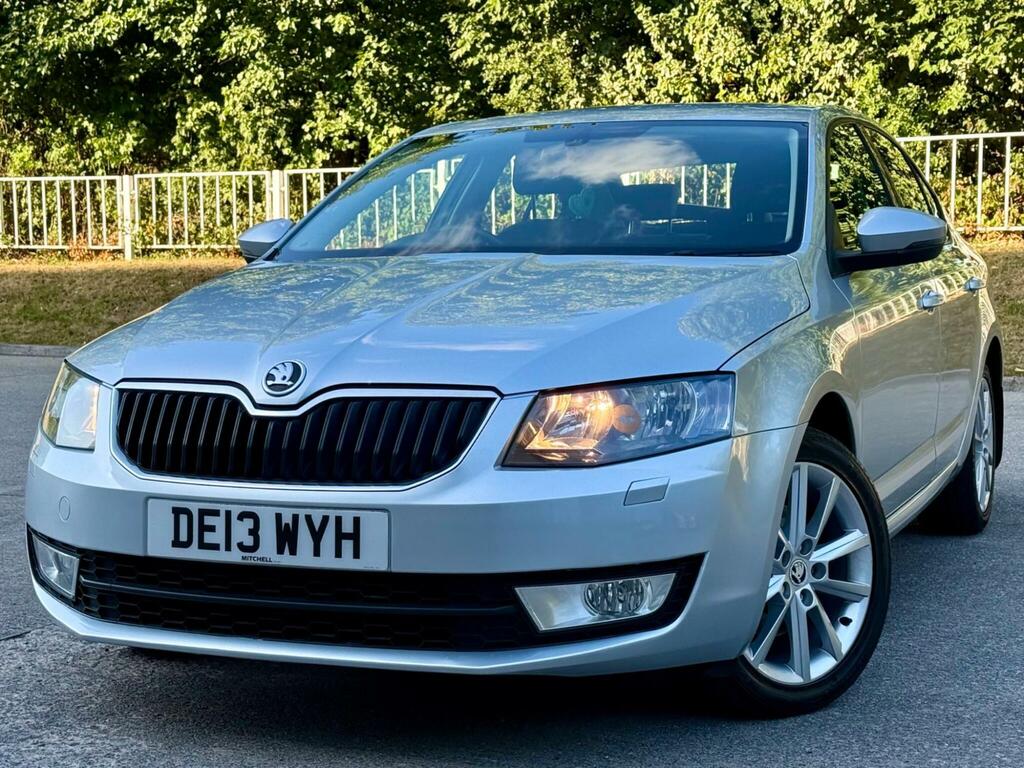 Skoda Octavia 1.6 Tdi Se Euro 5 Ss Black #3