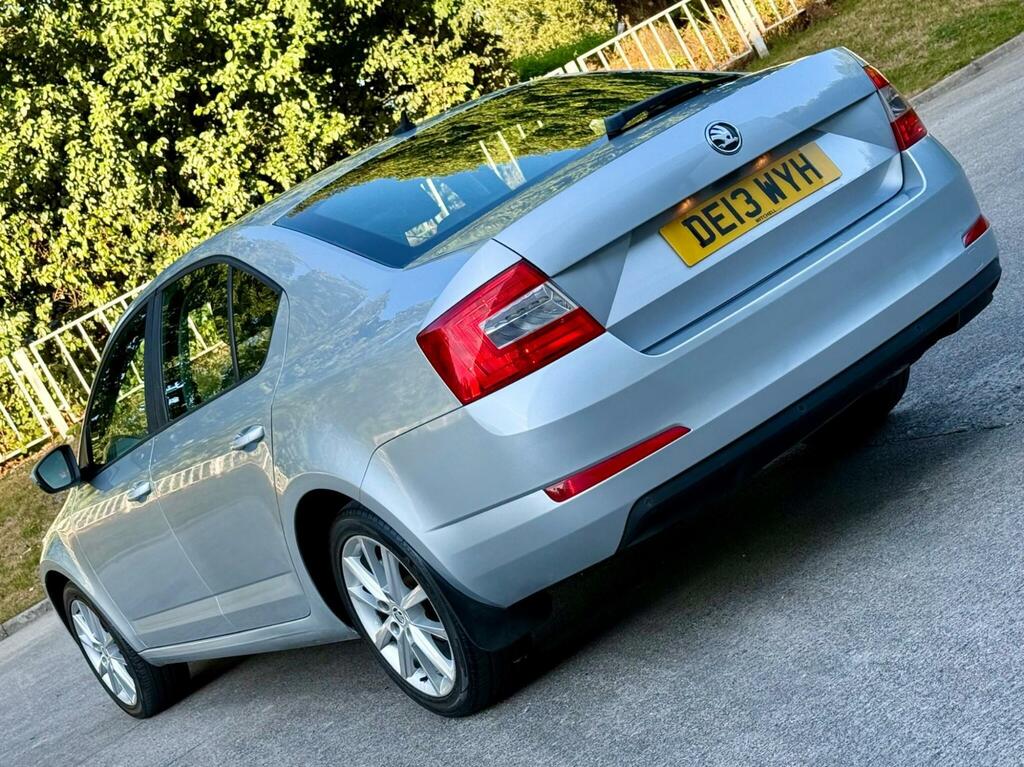 Skoda Octavia 1.6 Tdi Se Euro 5 Ss Black #19