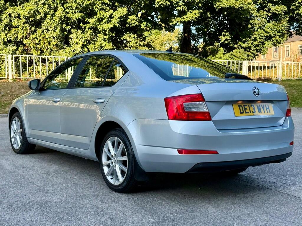 Skoda Octavia 1.6 Tdi Se Euro 5 Ss Black #14