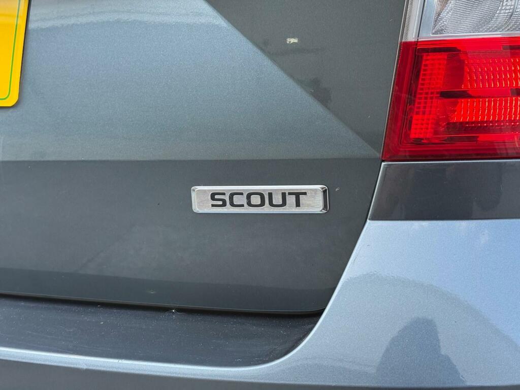 Skoda Octavia 2.0 Tdi Scout Dsg 4Wd Euro 6 Ss Silver #29