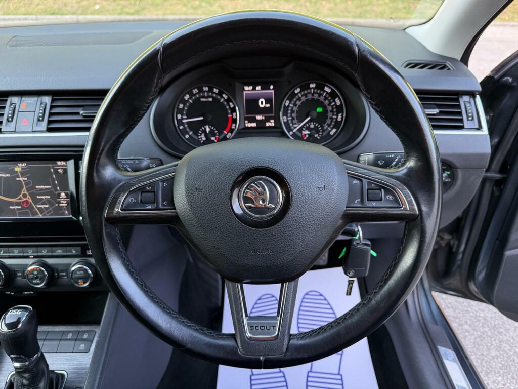Skoda Octavia 2.0 Tdi Scout Dsg 4Wd Euro 6 Ss Silver #64