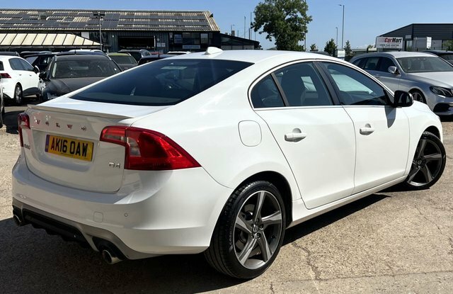 Volvo S60 2.0 D4 R-design Nav Saloon Euro White #3