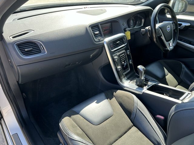 Volvo S60 2.0 D2 Business Edition 118 Bhp Silver #22