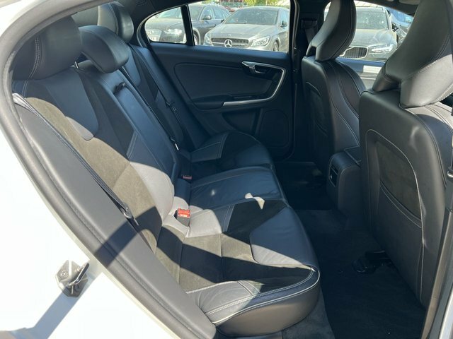 Volvo S60 2.0 D2 Business Edition 118 Bhp Silver #17