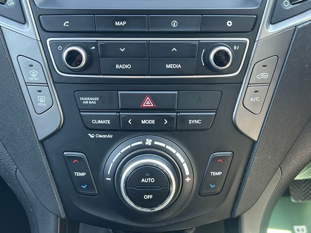 Hyundai Santa Fe Suv 2.2 Crdi Blue Drive Premium 4Wd Euro 6 Ss 5 Silver #39