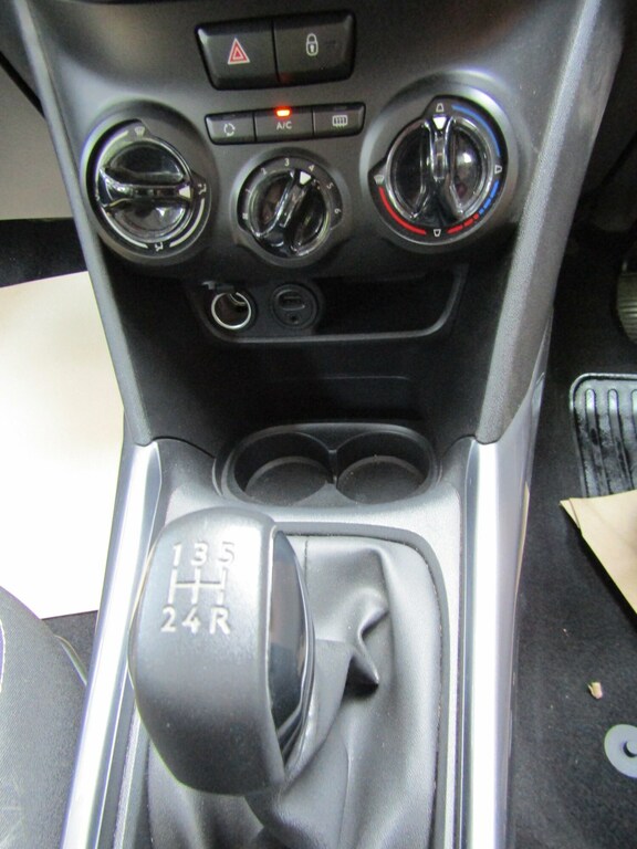 Peugeot 2008 1.2 Puretech 110 Allure Grey #23