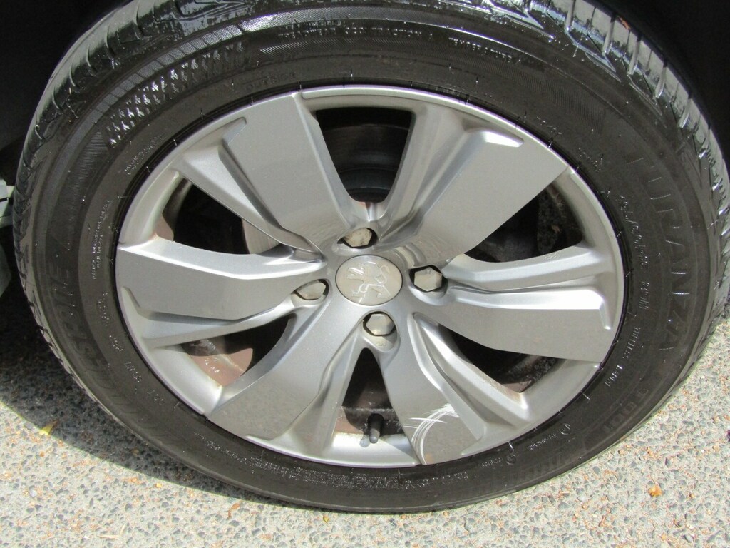 Peugeot 2008 1.2 Puretech 110 Allure Grey #16