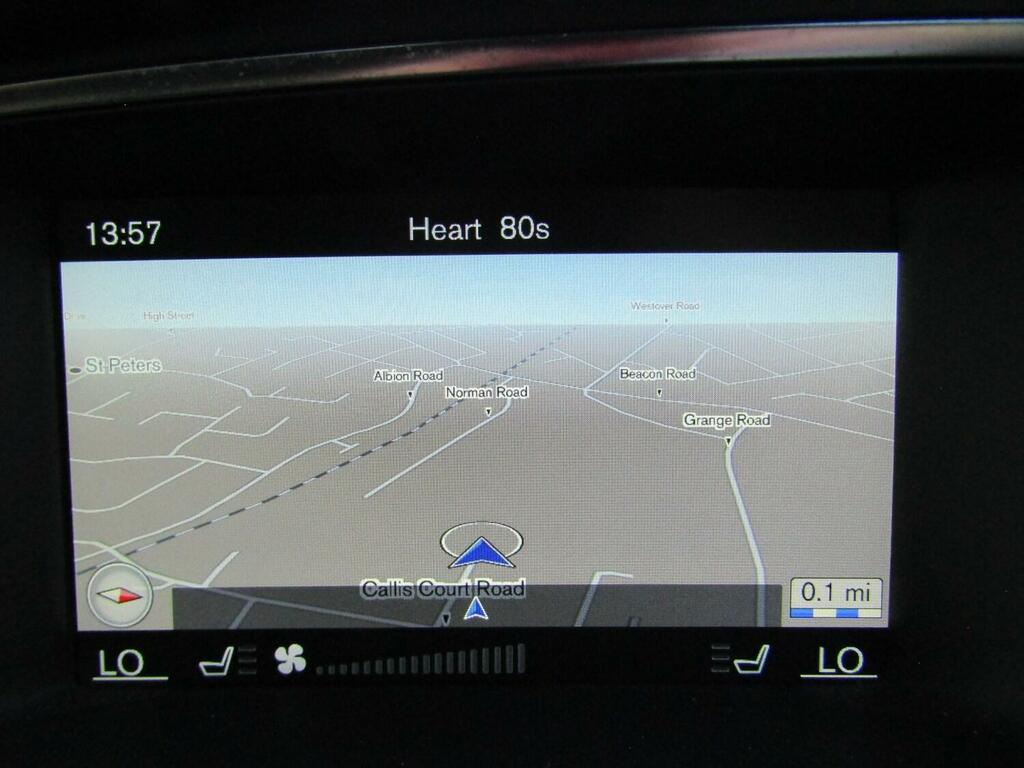 Volvo V40 D2 R Design Nav Blue #4