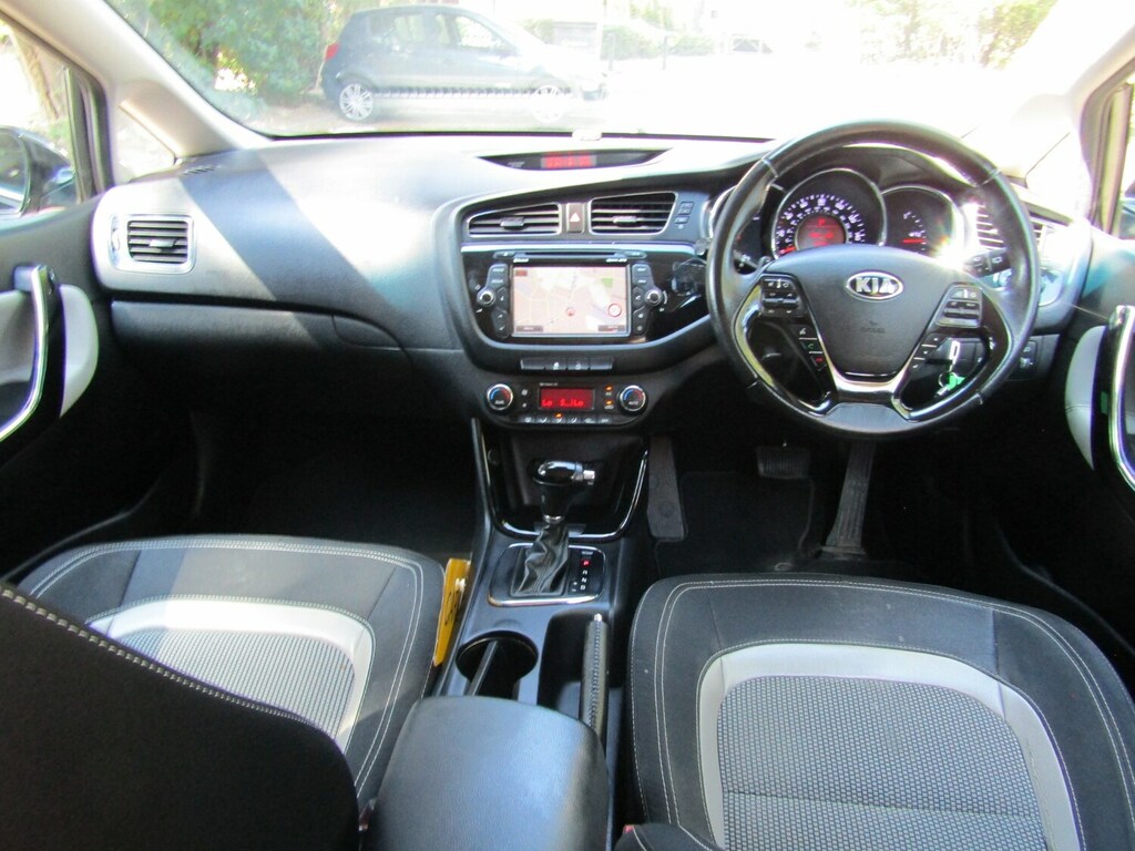 Kia Ceed 1.6 Crdi 3 Black #6