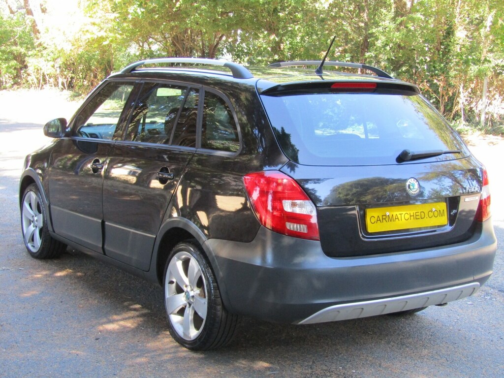 Skoda Fabia 1.2 12V S Estate Red #11