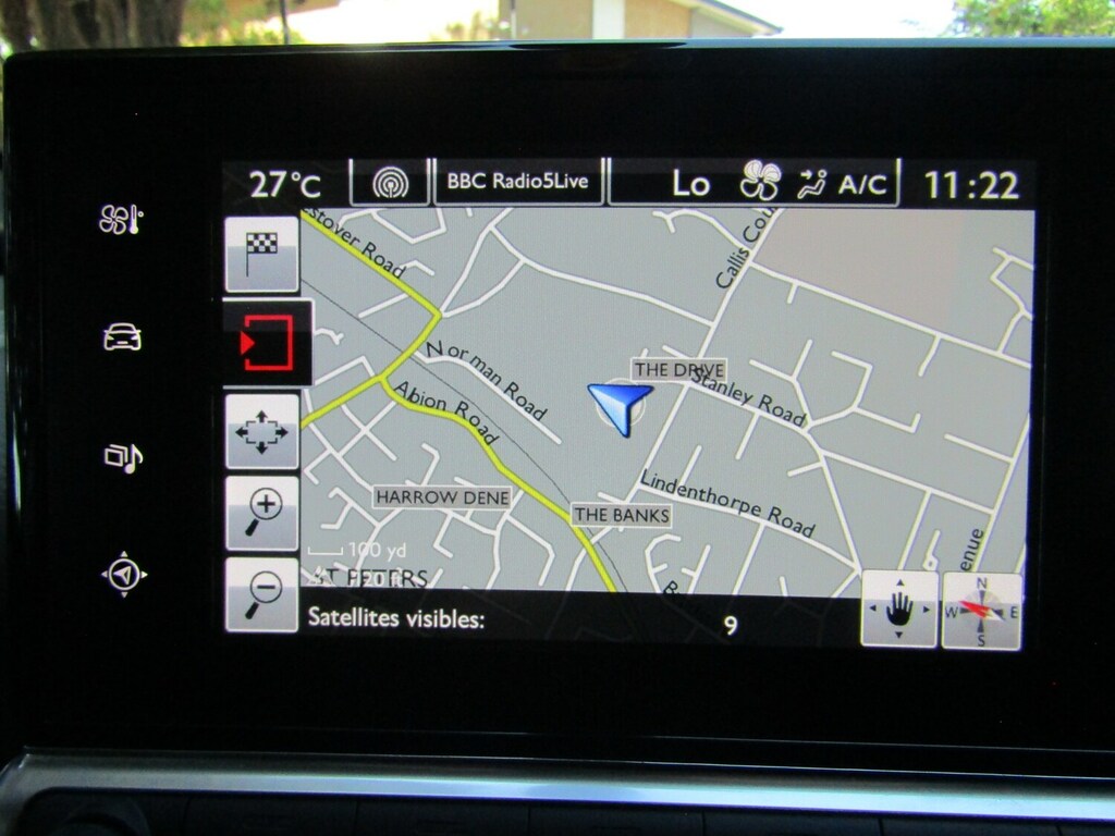 Citroen C4 Cactus 1.2 Puretech 110 Flair White #2