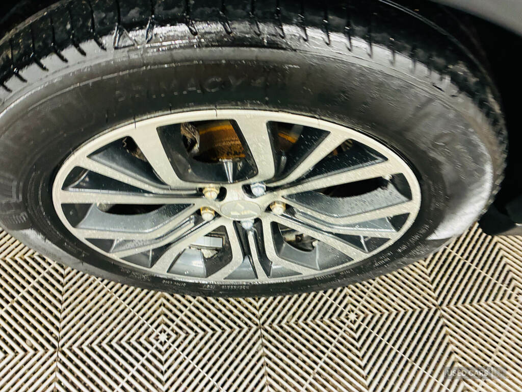 Mitsubishi Outlander 2.2 Di-d 4 Black #4
