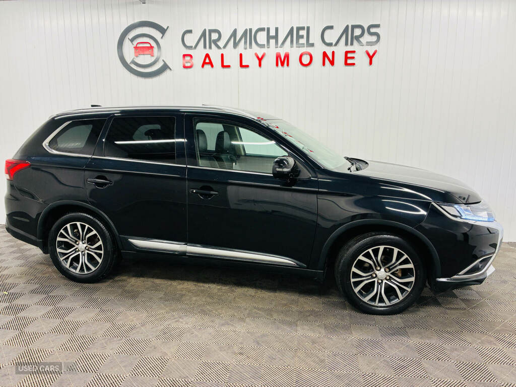 Mitsubishi Outlander 2.2 Di-d 4 Black