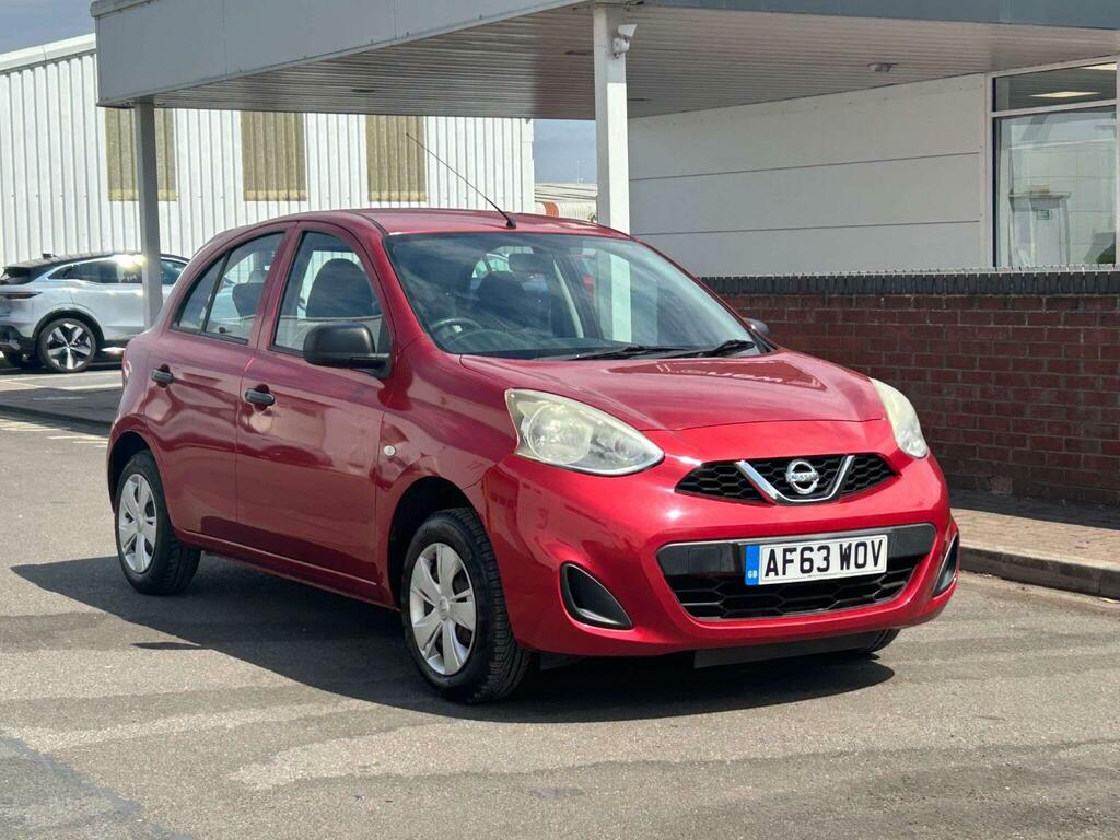Nissan Micra Visia Red