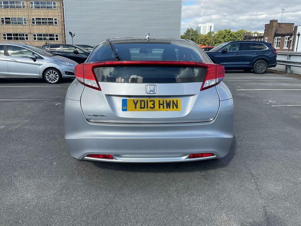 Honda Civic Es Silver #4