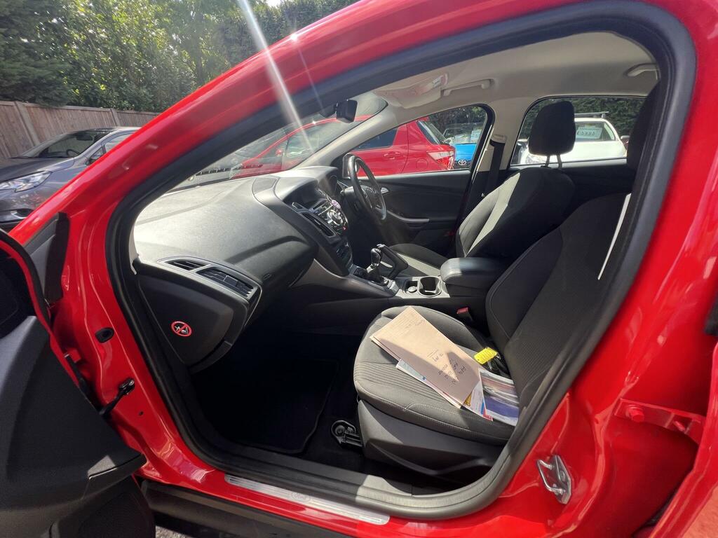 Ford Focus 1.0T Ecoboost Zetec Navigator Euro 5 Ss Black #44