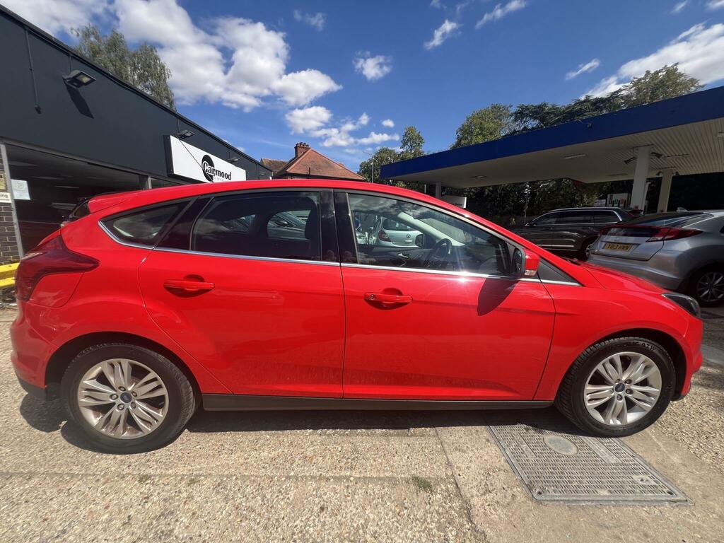 Ford Focus 1.0T Ecoboost Zetec Navigator Euro 5 Ss Black #17