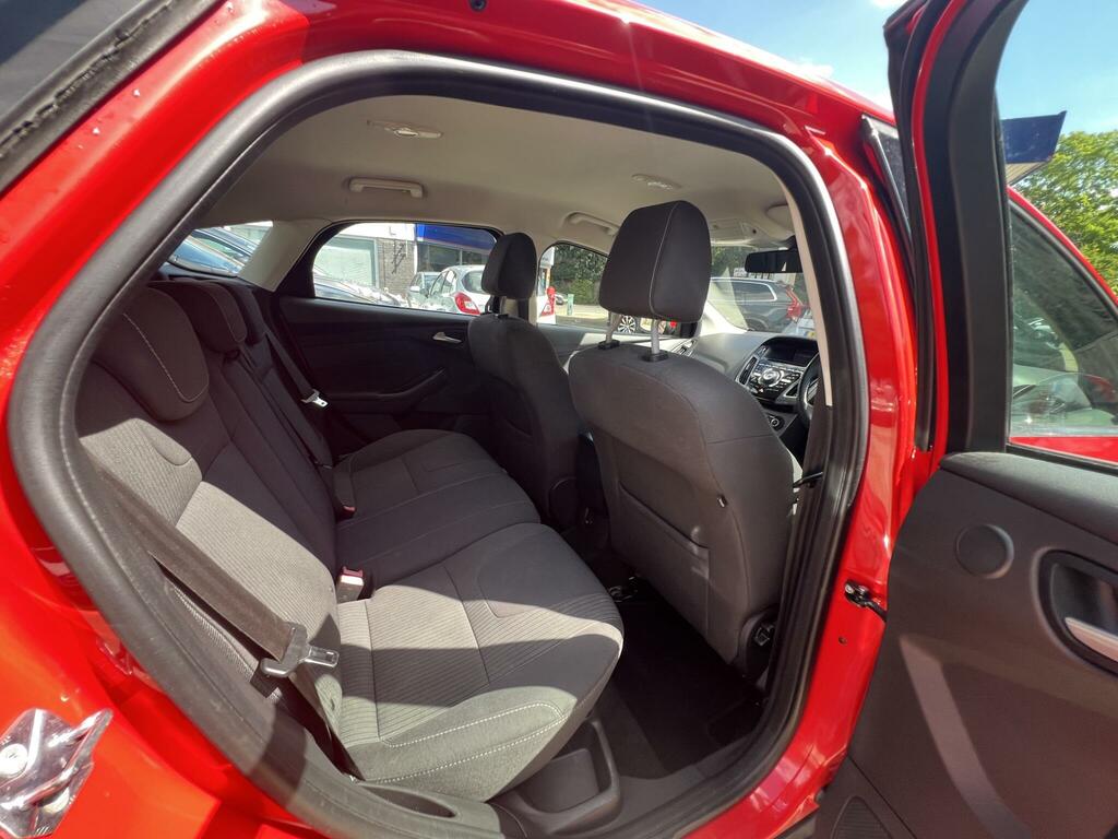 Ford Focus 1.0T Ecoboost Zetec Navigator Euro 5 Ss Black #31