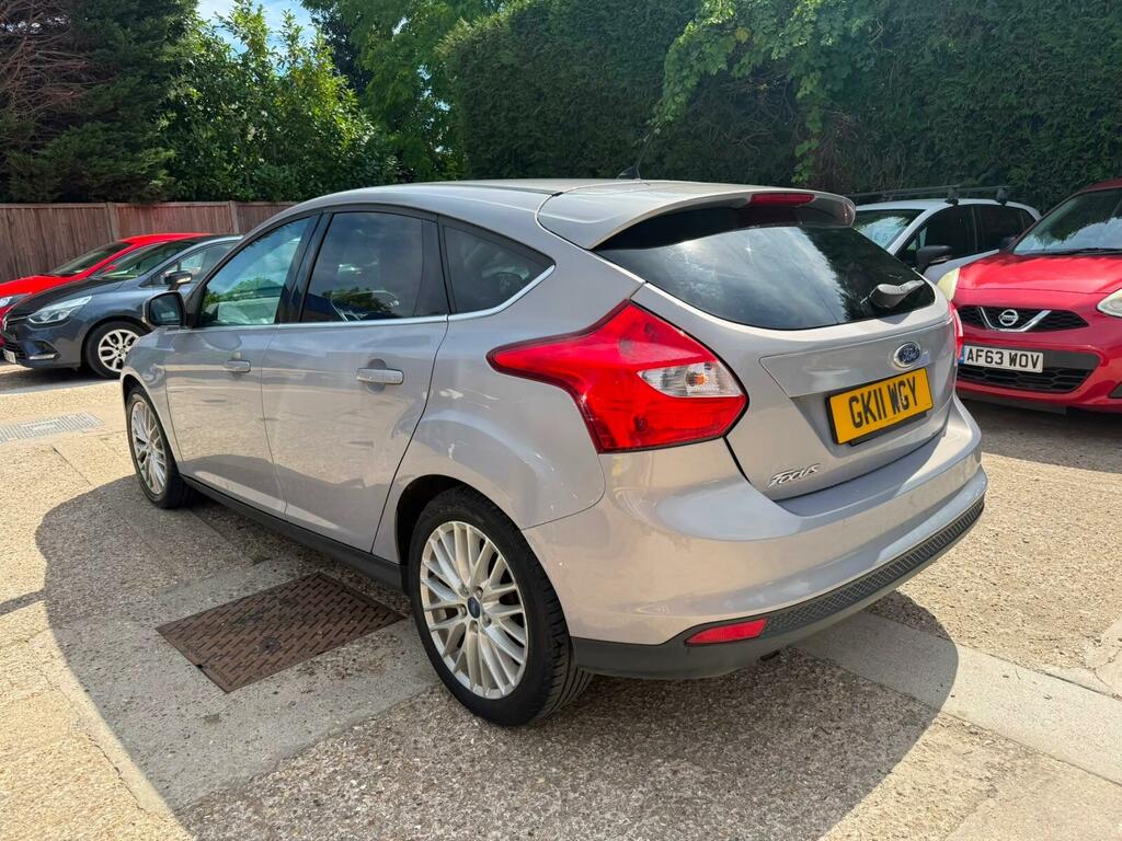 Ford Focus Zetec Silver #4