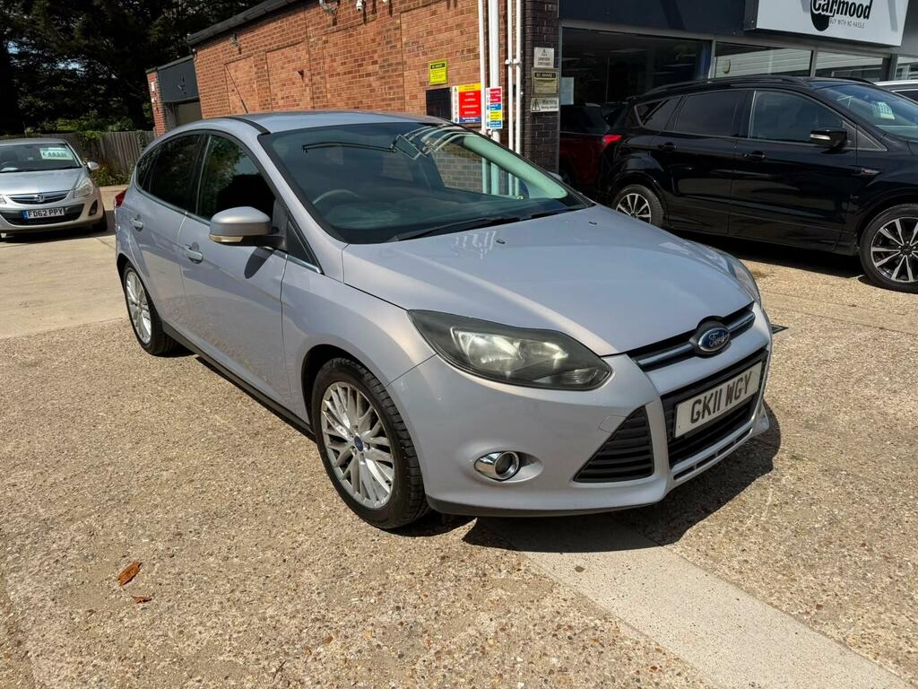 Ford Focus Zetec Silver #5