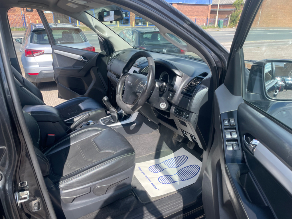 Isuzu D-Max Xtr Dcb Nav Plus MY70CKY #6