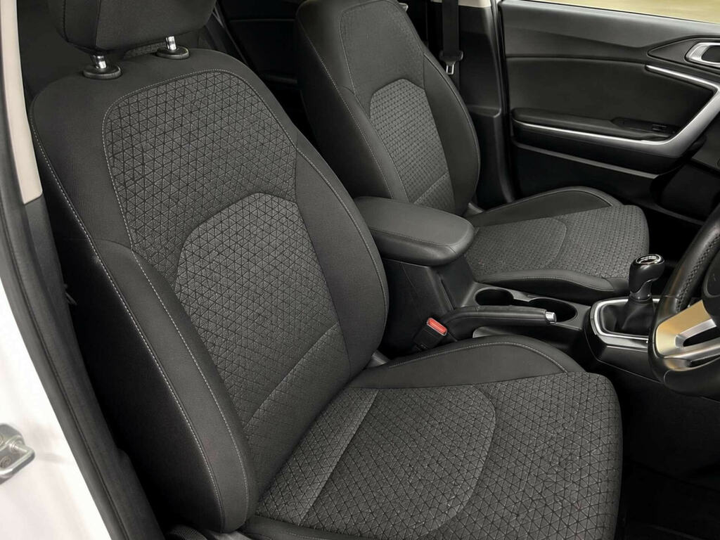 Kia Ceed 1.6 Crdi Mhev 3 Sportswagon Euro 6 Ss Black #22