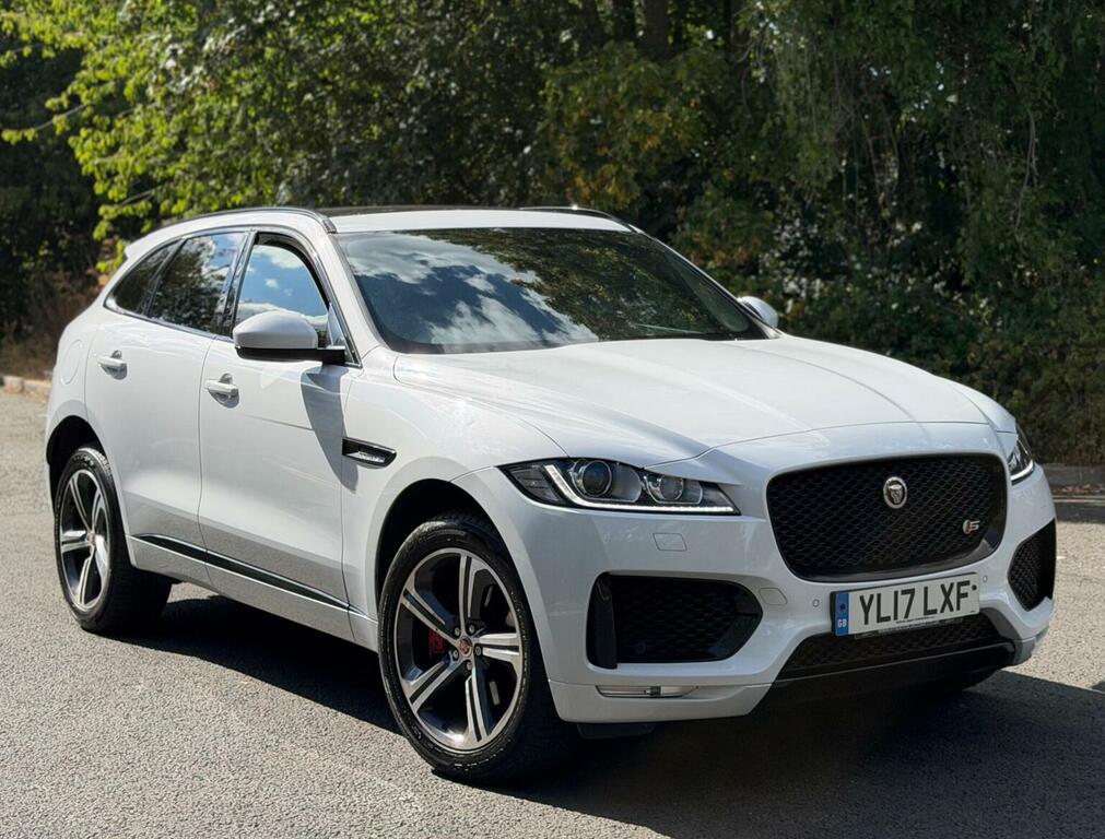 Jaguar F-Pace Suv 3.0 D300 V6 S Awd Euro 6 Ss 2017 White