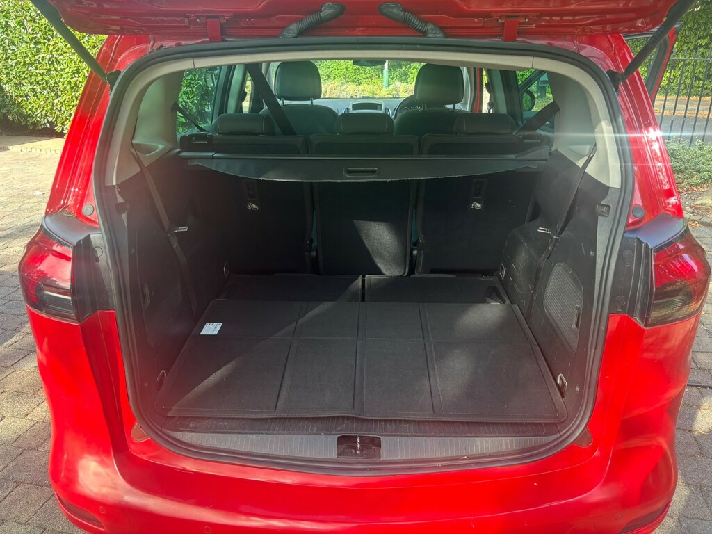 Vauxhall Zafira Tourer 2.0 Cdti Sri Mpv Red #9