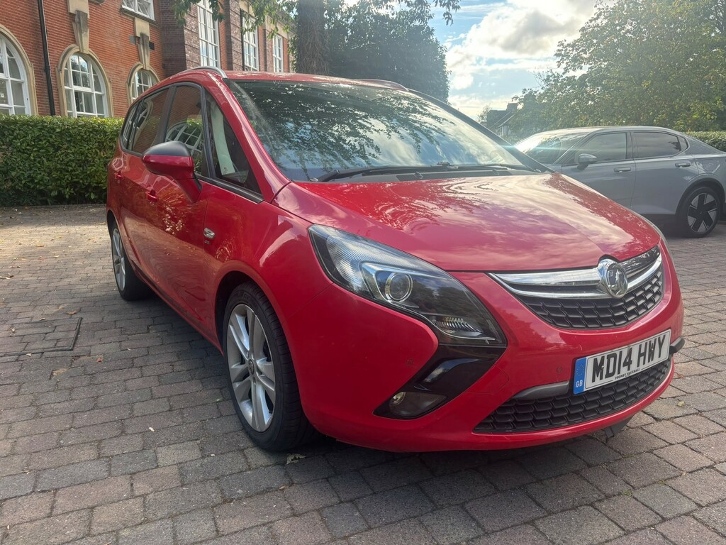 Vauxhall Zafira Tourer 2.0 Cdti Sri Mpv Red #8