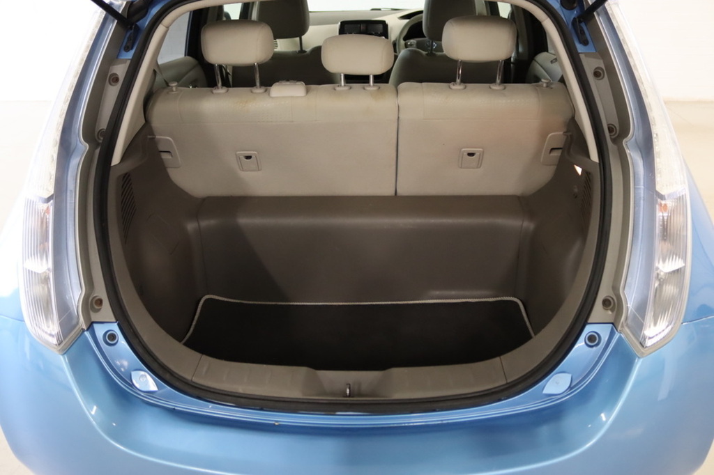 Nissan Leaf 24Kwh Hatchback Solday 107 Black #29