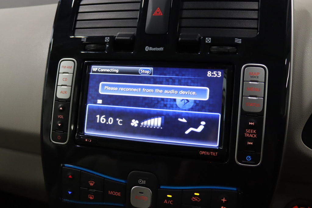 Nissan Leaf 24Kwh Hatchback Solday 107 Black #23