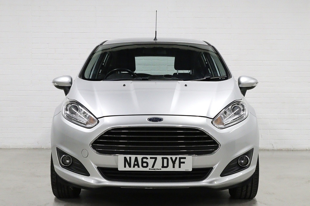Ford Fiesta Zetec Silver #2