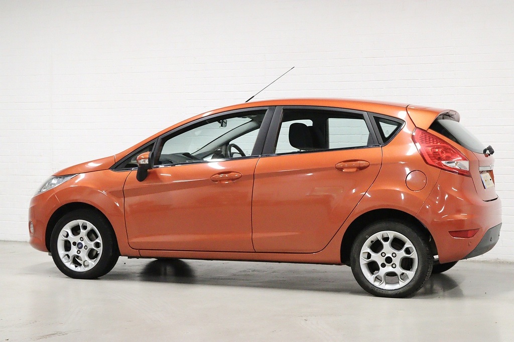 Ford Fiesta Zetec Red #6