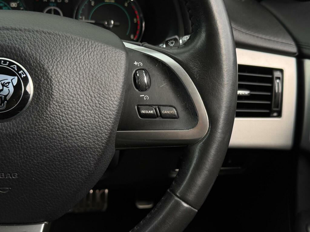 Jaguar XF 2.2D 163 Premium Luxury Silver #34